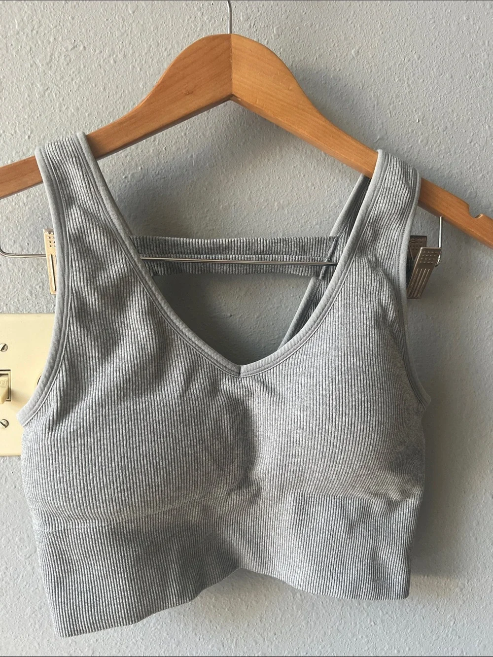 90 Degree By Reflex Ribbed V-Neck Sports Bralette in Light Gray - Picture 3 of 7